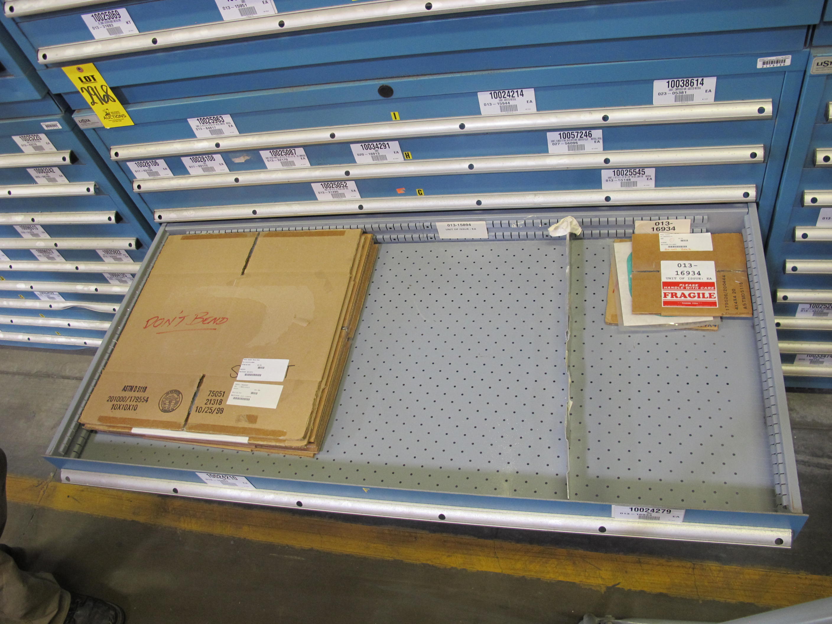 LISTA HEAVY DUTY 9-DRAWER PARTS CABINET W/ CONTENTS (W-50) LOADING & HANDLING FEE $25-